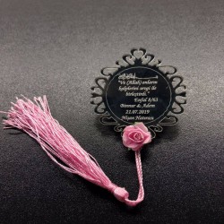 Pleksi Püsküllü Magnet